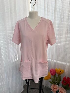 SCRUB Med Couture Light Pink V-Neck Scrub Top with Front Pockets Size L